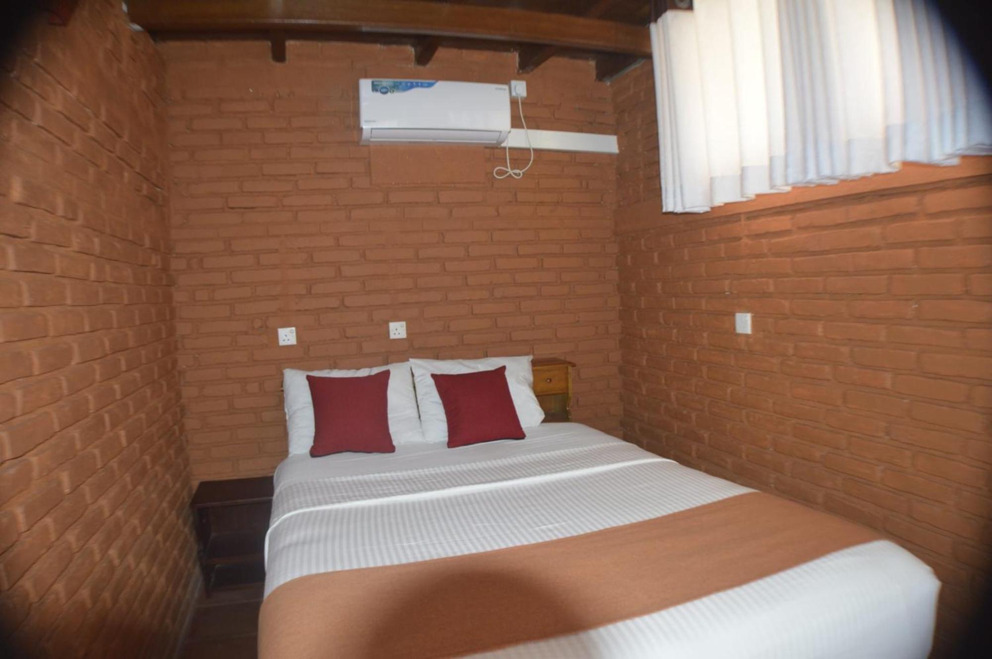 Ciel Star Anuradhapura Hotel Exterior photo