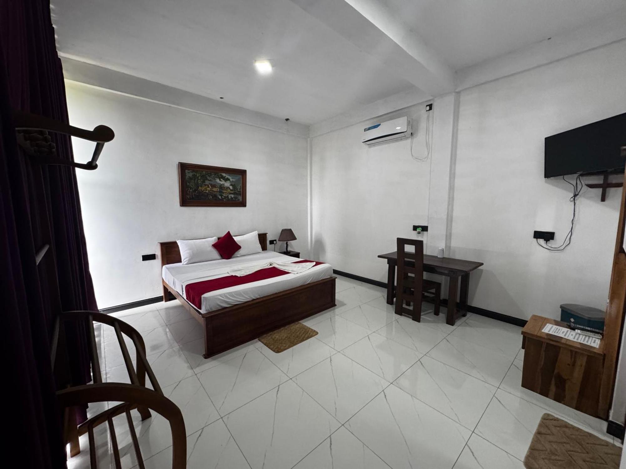 Ciel Star Anuradhapura Hotel Exterior photo