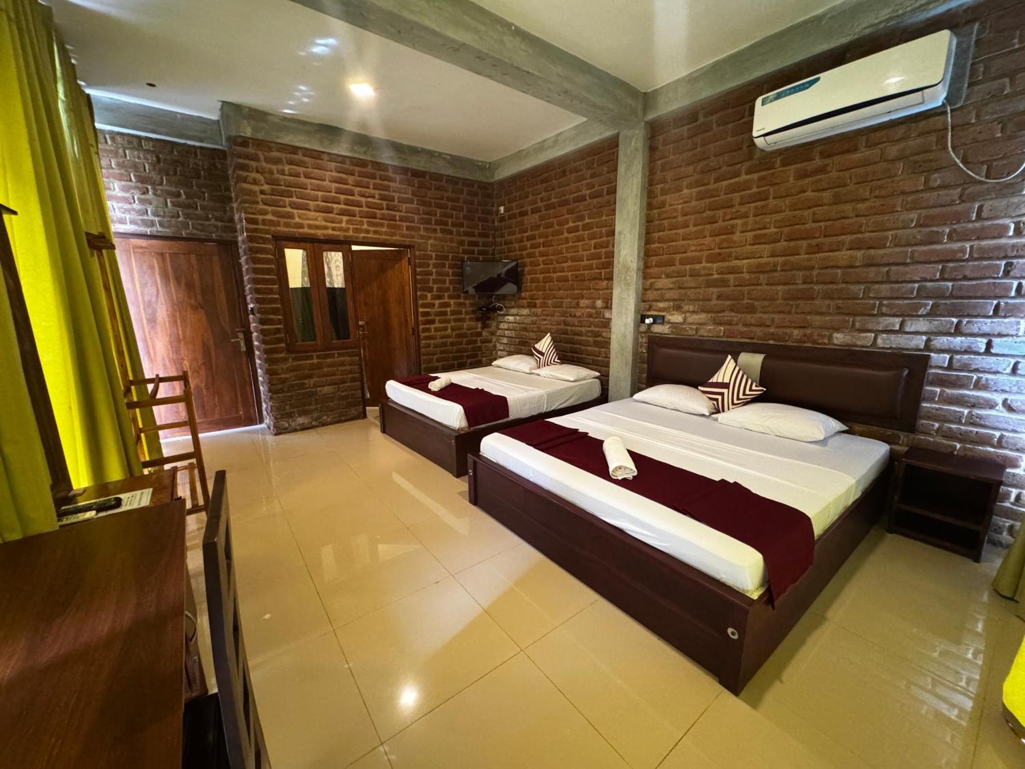 Ciel Star Anuradhapura Hotel Exterior photo