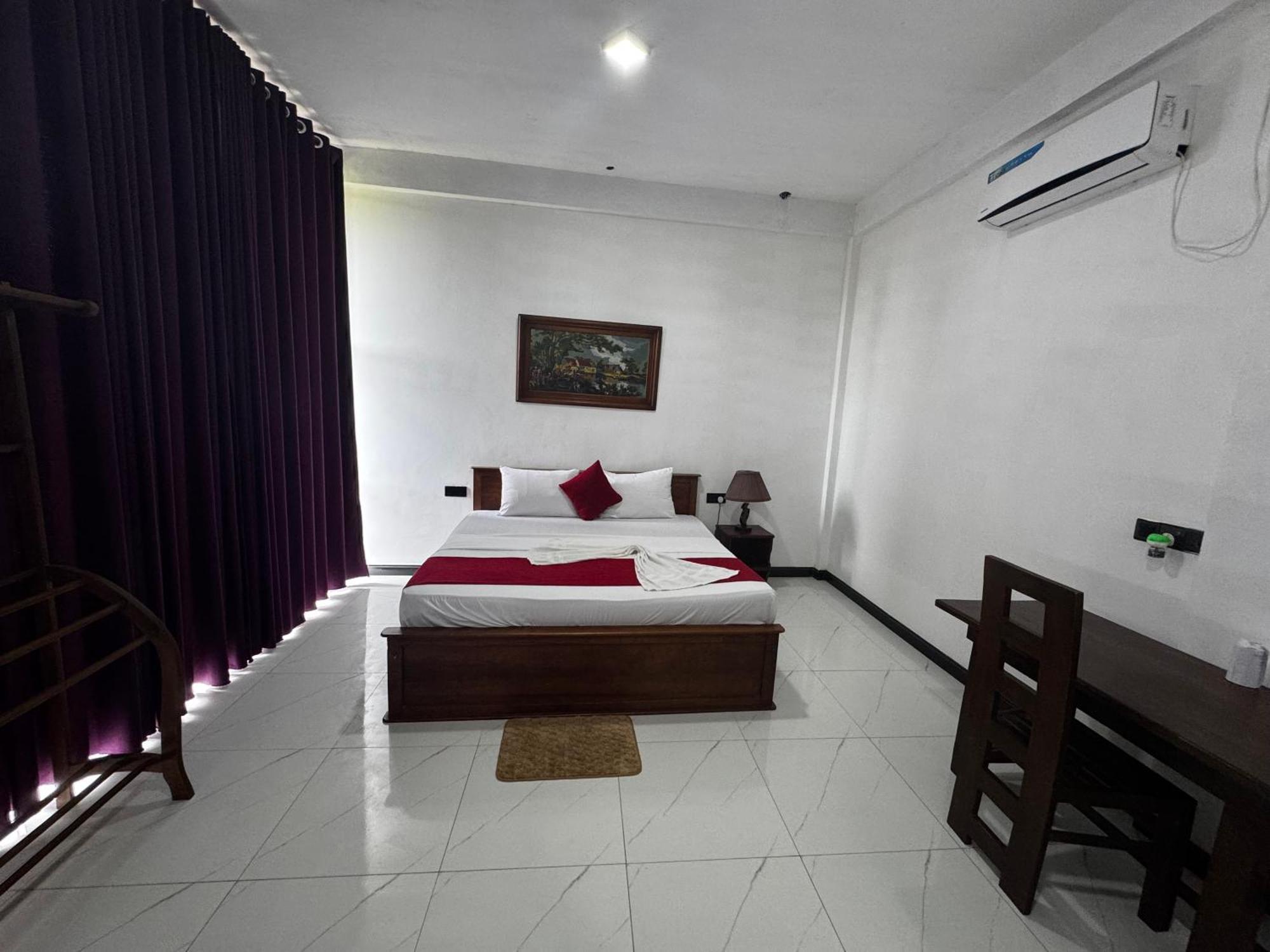 Ciel Star Anuradhapura Hotel Exterior photo